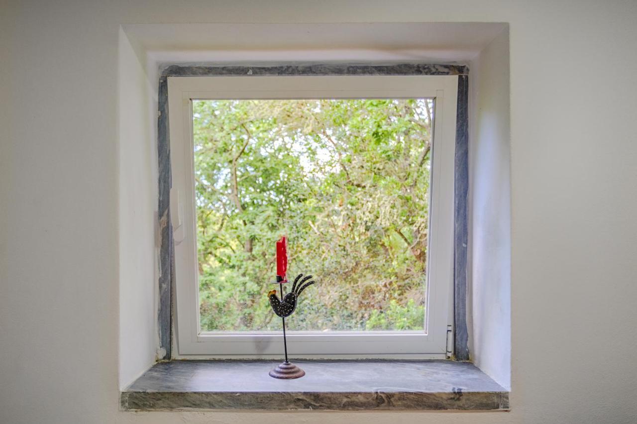 Quinta biológica, com vista, na Serra de Sintra Exterior foto
